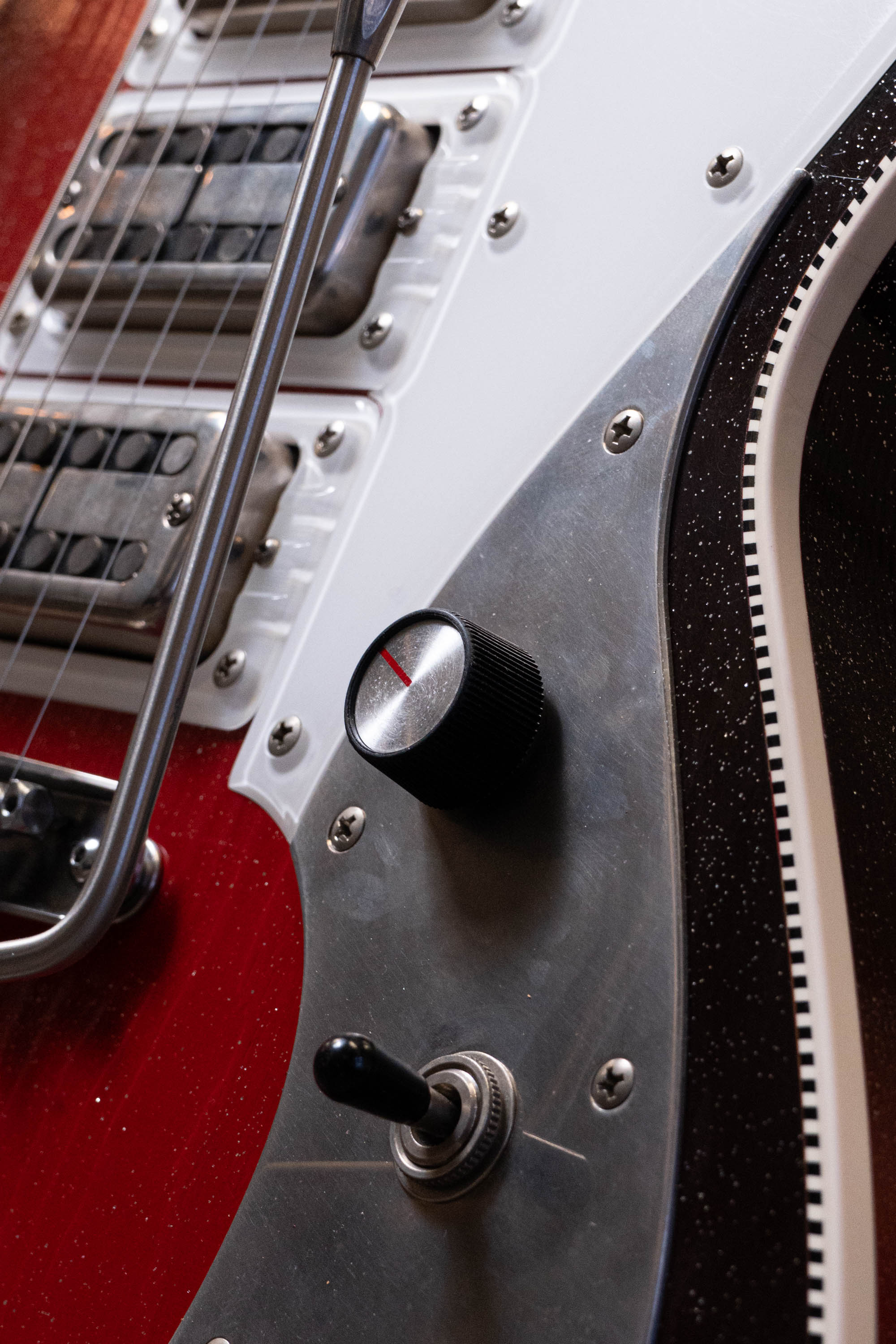 MIRIS J - Silvertone Burst | Signature (4 of 4) - Image 6