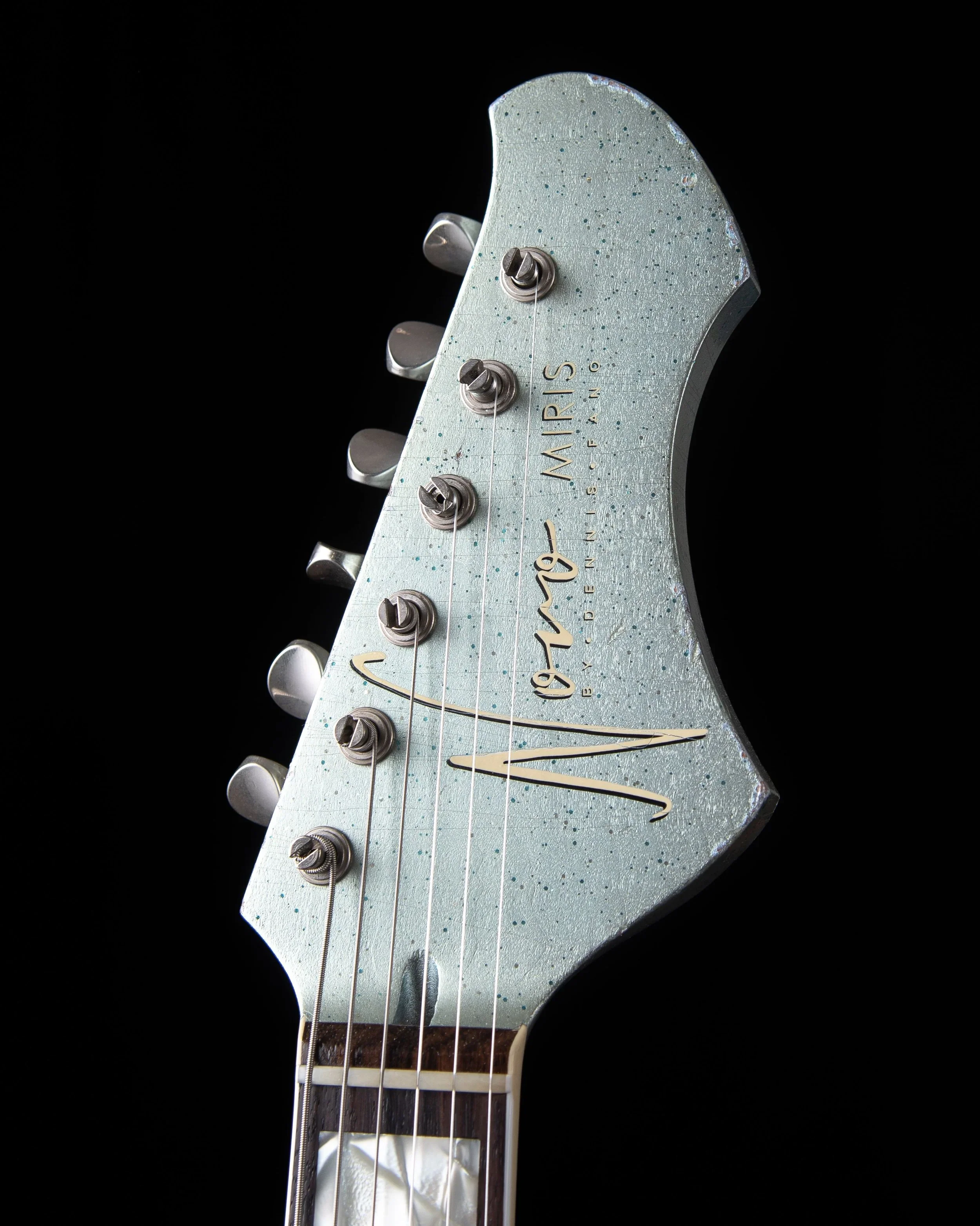 Signature MIRIS P2 - Diamond Dust - Image 6