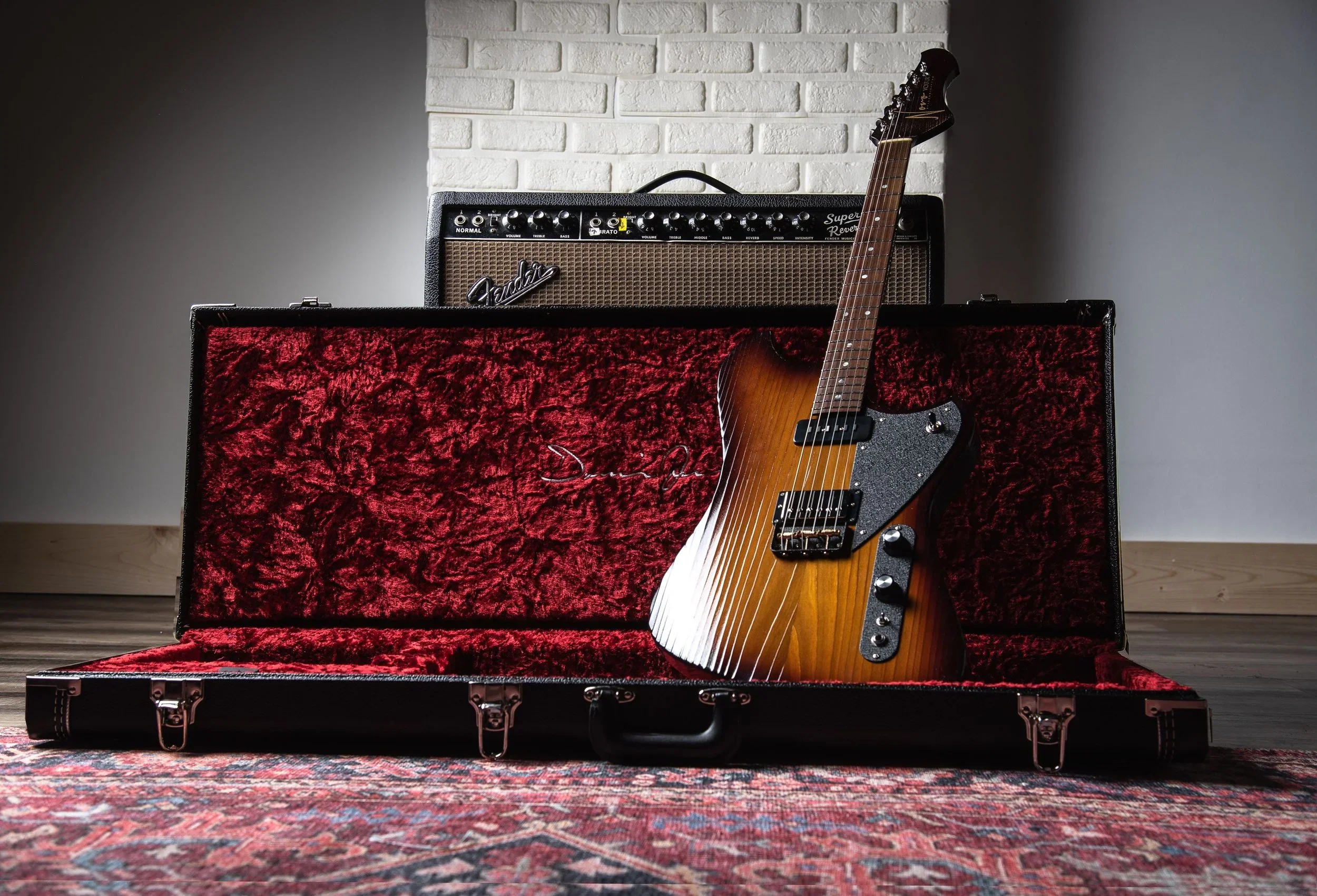 Signature VOLTUR - Tobacco Burst - Image 8