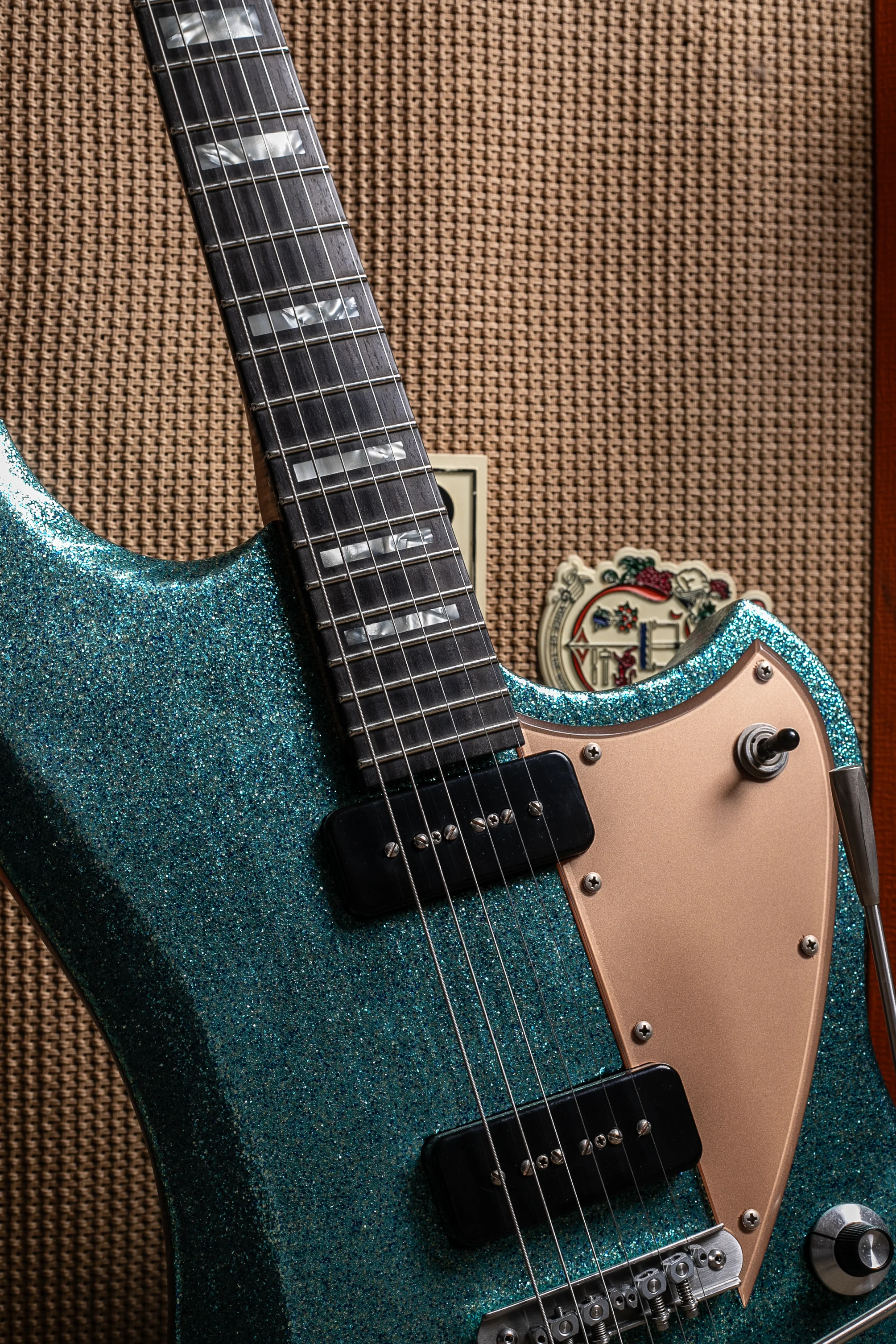 Novo Voltur J in Mermaid Sparkle - Image 4