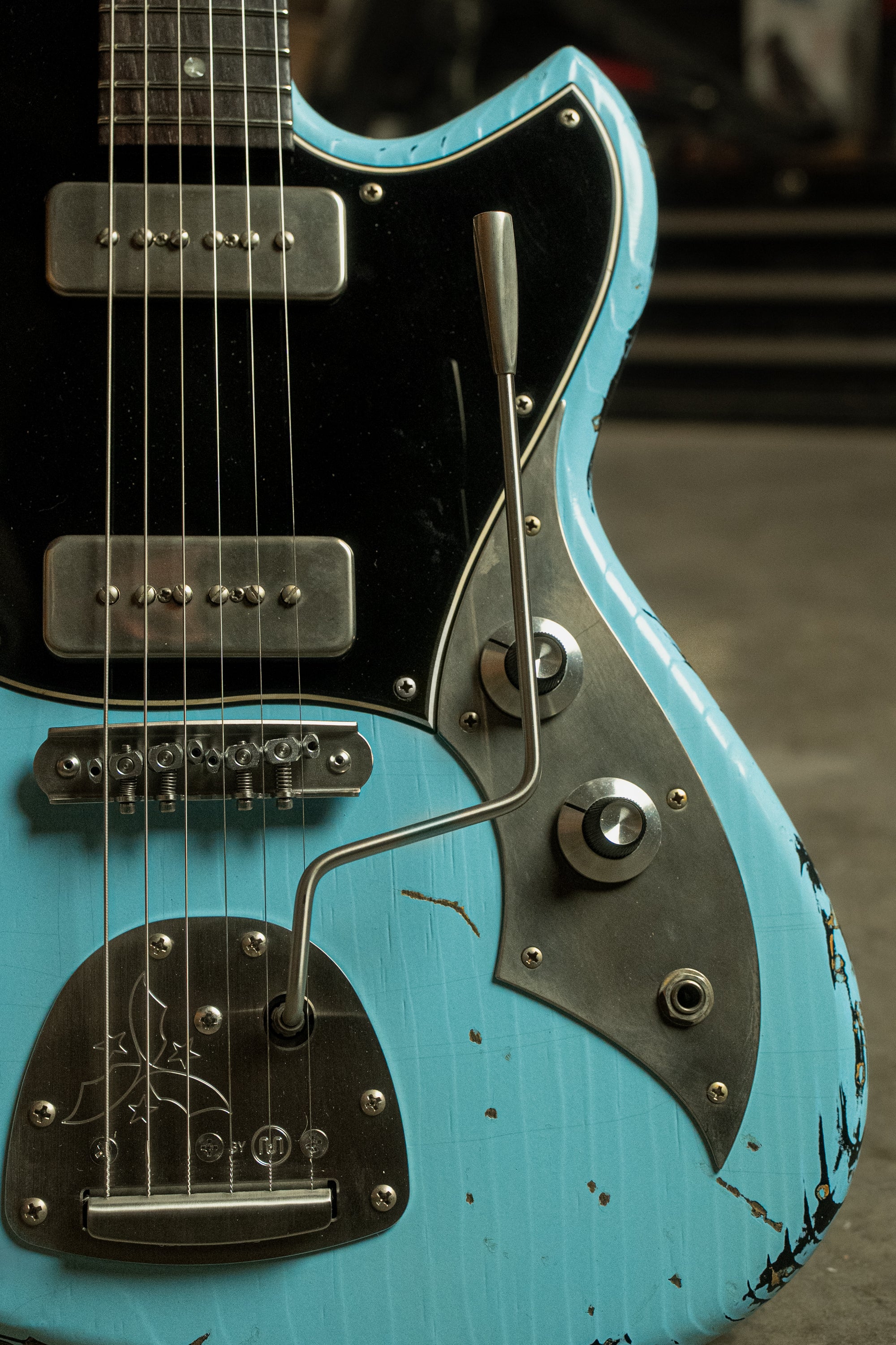 SERUS J - Daphne Blue over '64 3-Tone Burst | NAMM 26 - Image 3